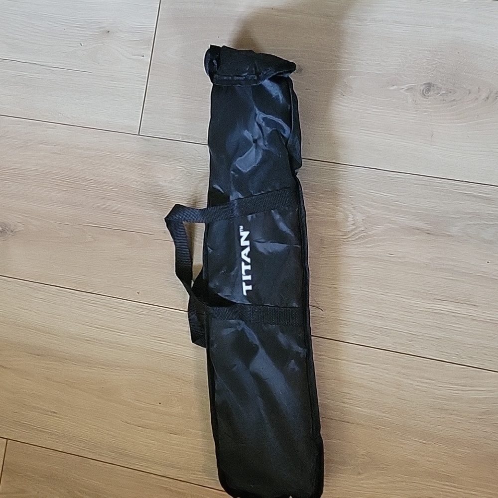 Titan music stand